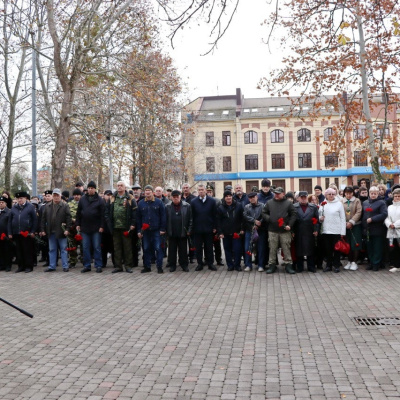 Священнослужитель принял участие в мероприятии, посвященном годовщине памяти погибших в Чеченской войне