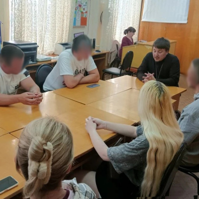 В Горячем Ключе священник побеседовал с людьми, освободившимися из мест лишения свободы