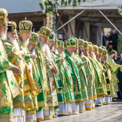 В день памяти преподобного Сергия Радонежского митрополит Василий сослужил Святейшему Патриарху Кириллу в Троице-Сергиевой лавре