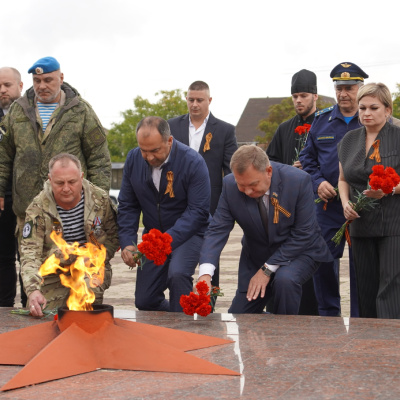 В Крымске состоялась торжественная церемония возложения цветов, посвященная Дню освобождения Краснодарского края от немецко-фашистских захватчиков