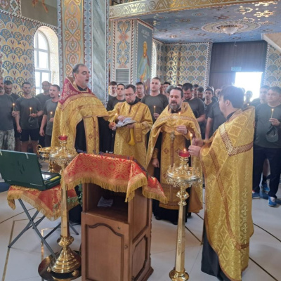 Краевой фестиваль «Основы военной подготовки» стартовал с молебна в храме святого мученика Иоанна Воина