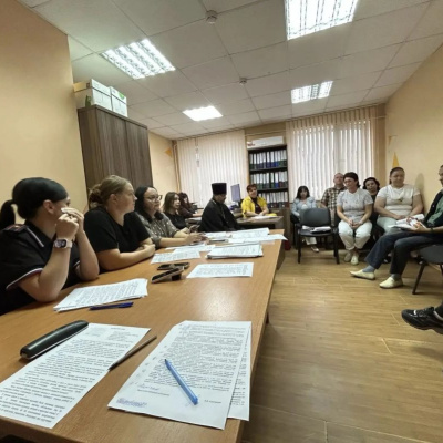 Священник принял участие в заседании комиссии по делам несовершеннолетних