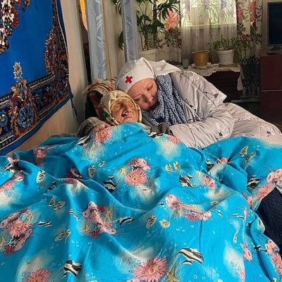Странная молитва бабушки в насквозь промерзшем доме. Беседа с сестрой милосердия Ириной Худяковой