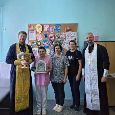 В День матери священнослужители совершили освящение отделения в Новороссийском перинатальном центре