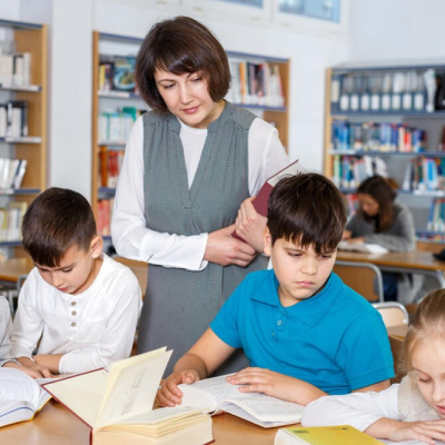 Эксперты «Клевер Лаборатории» разработали для православных школ бесплатные учебные комплекты по «Семьеведению»