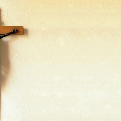 Квебек: распятие, 90 лет провисевшее в зале заседаний муниципального совета, уберут «ради светскости государства»