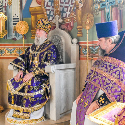 В ПРАЗДНИК ВСЕМИРНОГО ВОЗДВИЖЕНИЯ КРЕСТА ГОСПОДНЯ В СВЯТО-ВОЗНЕСЕНСКОМ СОБОРЕ Г. ГЕЛЕНДЖИК