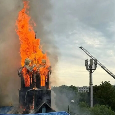 Старинный Никольский храм в городе Ессентуки уничтожен пожаром