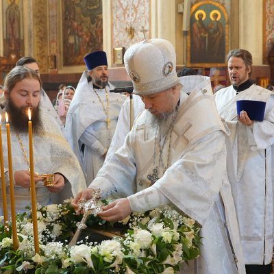 В Крещенский сочельник митрополит Василий совершил Божественную литургию в Свято-Екатерининском кафедральном соборе