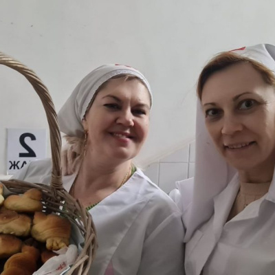 Молодежь и сестры милосердия храма преподобного Сергия Радонежского провели праздничную акцию
