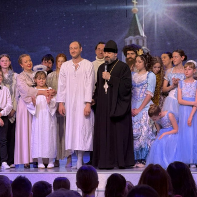 В Межшкольном эстетическом центре города Краснодара состоялся Рождественский спектакль