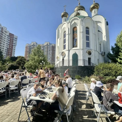 На территории храма Святого Духа прошёл Фестиваль интеллектуальных видов спорта на Кубок храма Святого Духа