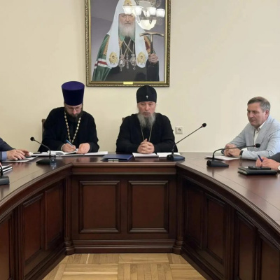 В епархиальном управлении состоялось собрание по проведению краевого форума Всемирного Русского Народного Собора
