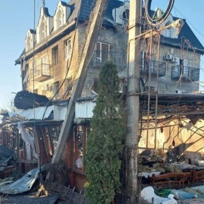 Епископ Скадовский Филарет навестил в больнице пострадавших от атаки в селе Хорлы Херсонской области