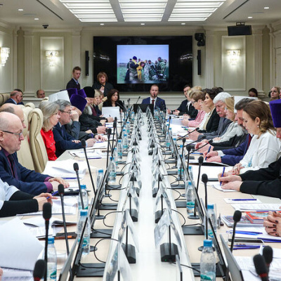 В рамках XIV Рождественских Парламентских встреч состоялся круглый стол «Церковь, власть и общество: поддержка участников специальной военной операции