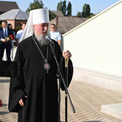 Митрополит Василий принял участие в церемонии зажжения Огня Памяти