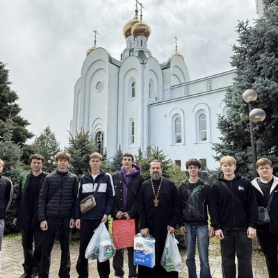 Студенты Краснодарского политехнического техникума собрали гуманитарную помощь для госпиталя Ростова-на-Дону