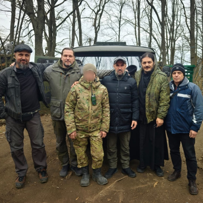 Священнослужитель вместе с волонтерами города Геленджика доставил гуманитарную помощь в зону проведения специальной военной операции