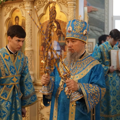 Митрополит Василий совершил Божественную литургию в Свято-Введенском храме станицы Динской