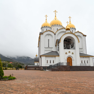 5 апреля 2026 года, Церковь празднует Вход Господень в Иерусалим (Вербное воскресенье)