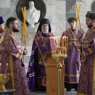 В 281-ю годовщину со дня рождения святого воина Феодора Ушакова архипастырь возглавил праздничный молебен в ГМУ им. адм. Ф.Ф. Ушакова г. Новороссийска