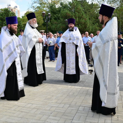 Новороссийцы присоединились к памятным мероприятиям, посвященным Дню солидарности в борьбе с терроризмом