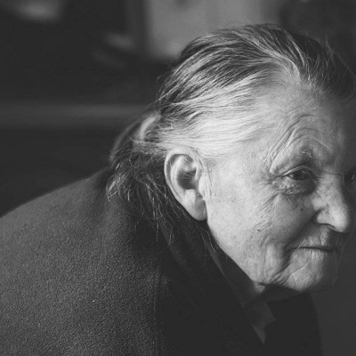 Несколько случаев, которые перевернули мое отношение к «ворчливым» бабушкам в церквях и магазинах