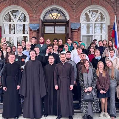 В Екатеринодарской духовной семинарии состоялась встреча молодежных объединений храмов Краснодара