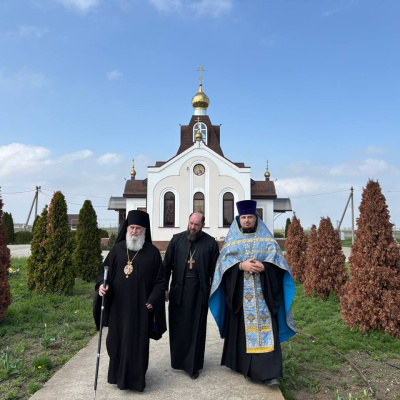 Епископ Новороссийский и Геленджикский Сергий посетил с рабочим визитом приходы Славянского и Крымского благочиний