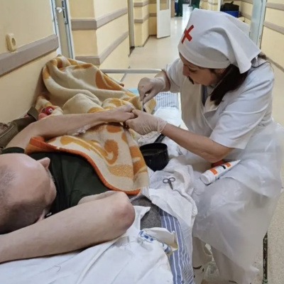 Очередная смена сестер милосердия вернулась из военного госпиталя Ростова-на-Дону