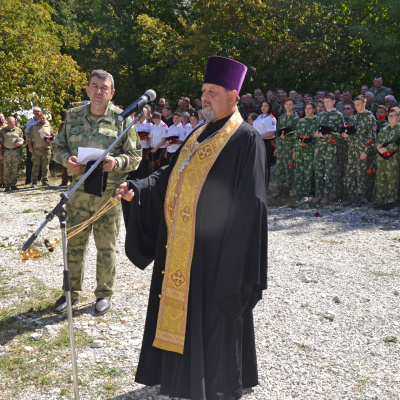 На берегу Неберджаевского водохранилища казаки Черноморского казачьего округа провели Липкинские поминовения