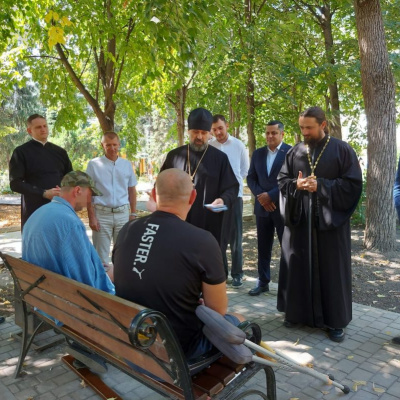 Представители Екатеринодарской епархии посетили военный госпиталь в Краснодаре