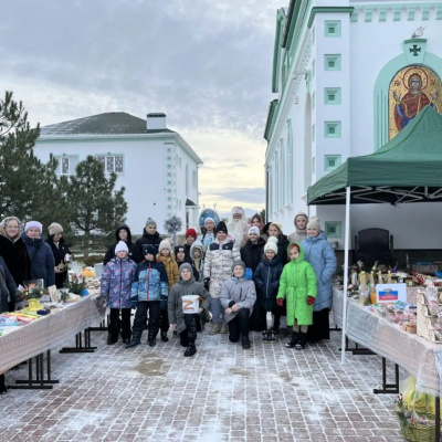 Рождественская ярмарка в помощь участникам СВО прошла в станице Динской