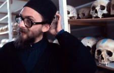 B могилу на три года