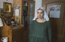 «Трудно бывает, но я этого хотела»: один день старшей сестры милосердия, для которой богадельня стала домом