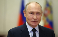 Президент Российской Федерации Владимир Путин поздравил Святейшего Патриарха Кирилла с 50-летием архиерейской хиротонии