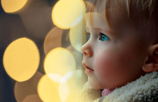 «Миша замер. Он не отрываясь смотрел на Деда Мороза». История маленького чуда