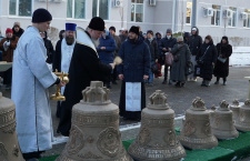 Митрополит Василий совершил чин освящения колоколов храма преподобных Кирилла и Мефодия при КубГУ