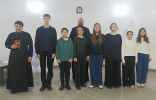 В Троицком храме состоялась литературная гостиная, приуроченная ко Дню православной молодежи