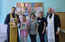 В День матери священнослужители совершили освящение отделения в Новороссийском перинатальном центре