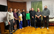 Иерей Андрей Овчинкин посетил центр помощи людям, попавшим в трудную жизненную ситуацию