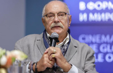 Святейший Патриарх Кирилл поздравил Никиту Сергеевича Михалкова с 80-летием