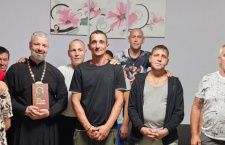 В преддверии праздника Пятидесятницы священнослужитель посетил Центр помощи зависимым "Шаг к жизни" г. Новороссийска