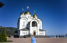 ПРОИСХОЖДЕНИЕ (ИЗНЕСЕНИЕ) ЧЕСТНЫХ ДРЕВ ЖИВОТВОРЯЩЕГО КРЕСТА ГОСПОДНЯ.