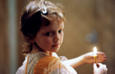 Самодельный ангел из фольги и подарки под музыку Моцарта. Как встречали Рождество в верующих семьях