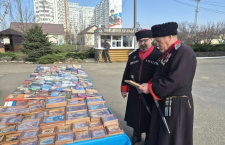 В храме Вознесения Господня прошла выставка-продажа «Книжный мир православия»