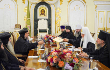 Патриарх Кирилл поблагодарил Коптскую Церковь за то, что русским людям есть где помолиться в Каире и Хургаде