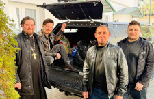 Прихожане Вознесенского собора посетили волонтерский пункт города Геленджика