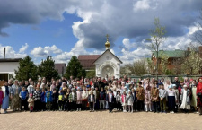 В храмах епархии прошли Пасхальные праздники и акции