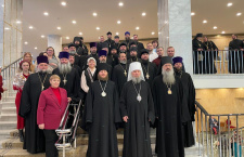 Делегация Кубанской митрополии под руководством митрополита Василия приняла участие в пленарном заседании Рождественских чтений